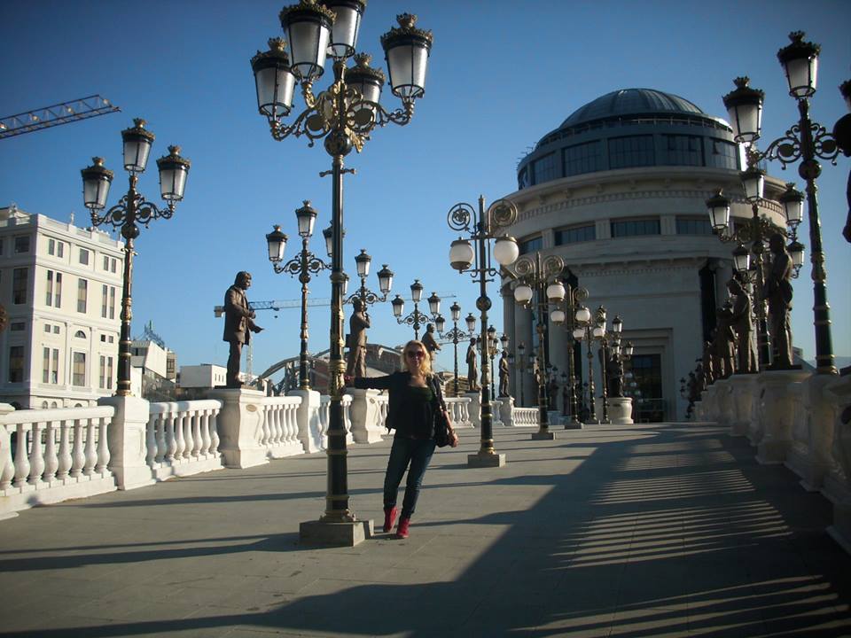 933890_10201317187714174_808567956_n