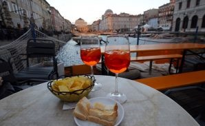 Trieste-16-Trieste-canal-grande-blog-voyage-300x200