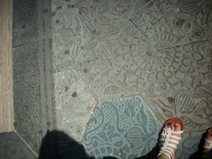 526697_4041888968075_242691055_n