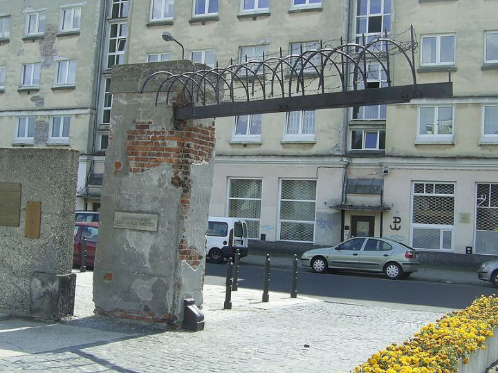 800px-Pawiak_20080720_05