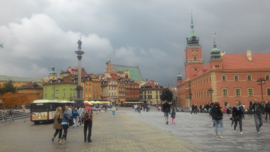 castle-square-plac-zamkowy (1)