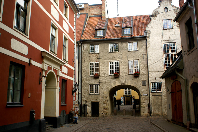 holiday-travel-tips-Riga-Latvia-city-break-swedish-gate